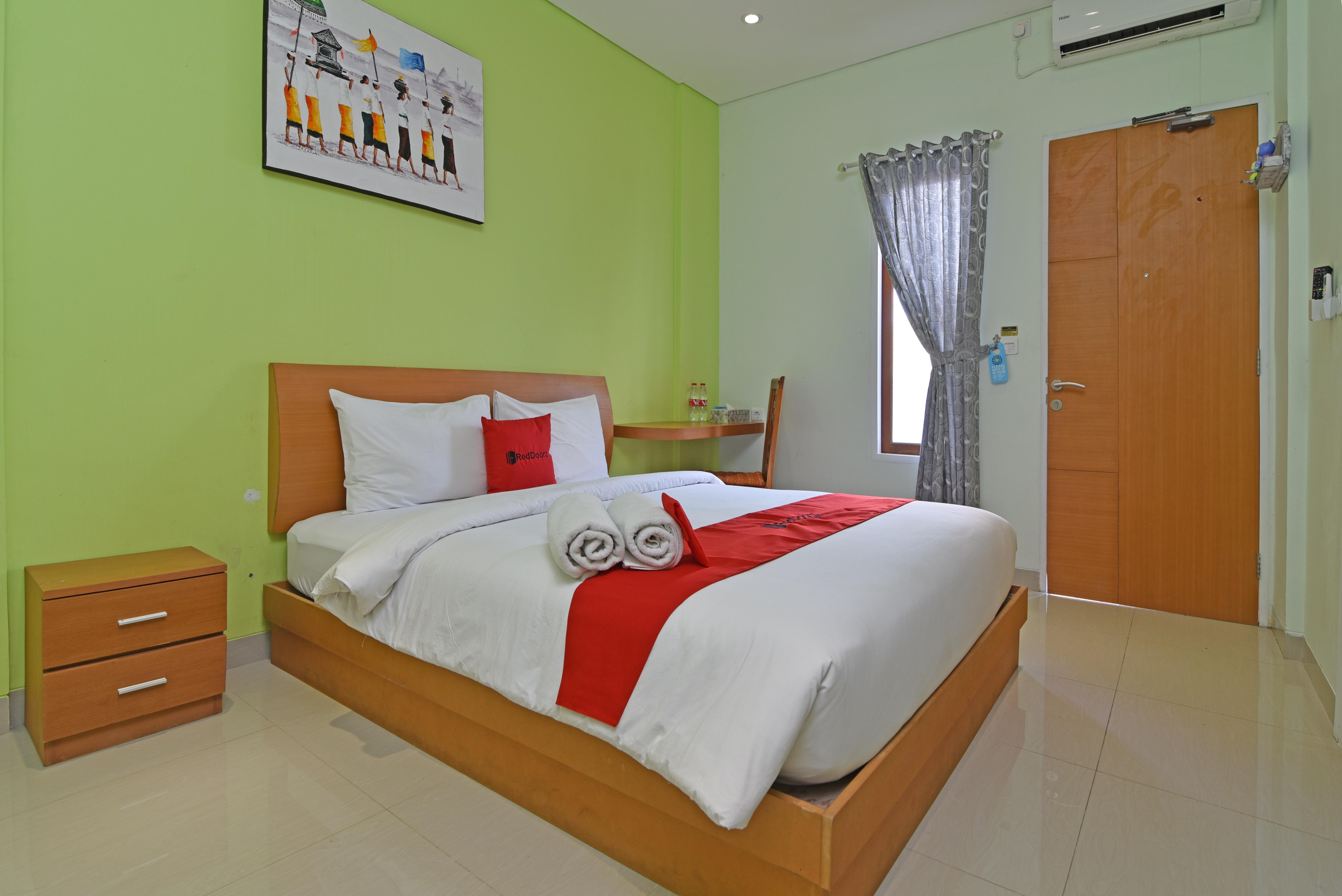 Reddoorz Plus @ Mahendradatta Denpasar 외부 사진