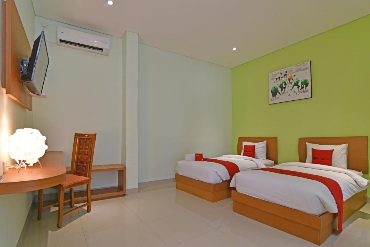 Reddoorz Plus @ Mahendradatta Denpasar 외부 사진