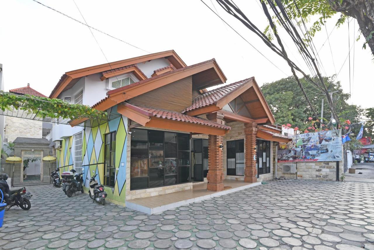 Reddoorz Plus @ Mahendradatta Denpasar 외부 사진